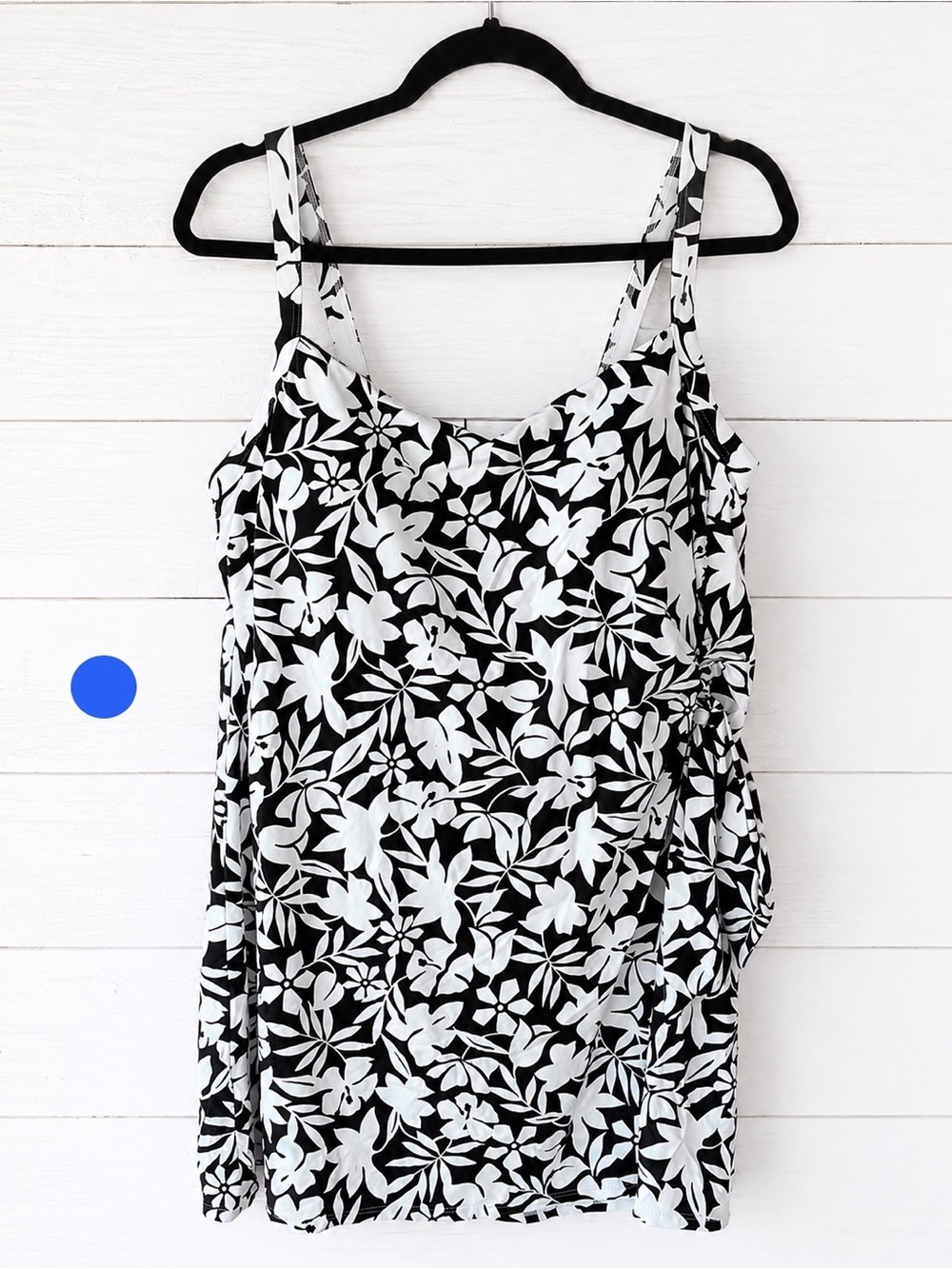 Lands’ End Black White Floral Swim Dress One Piece Tummy Control Size 16 D
